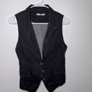 Papaya Black Sleeveless Button Front Vest